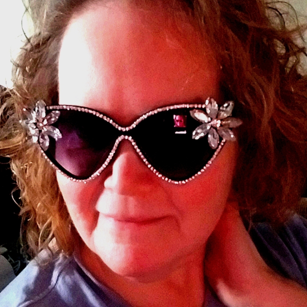 SUNGLASSES🤣Sophisticated😻 Glam Floral Rhinestone Sunglasses😺 - Picture 8 of 9